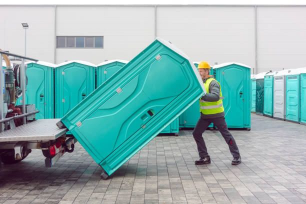 Best Porta potty rental near me  in Mauston, WI